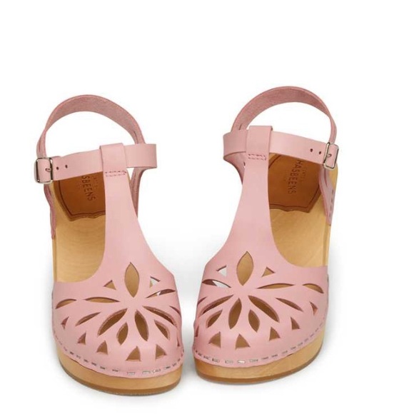 Anthropologie Shoes - Anthropologie Swedish Hasbeens NWT Lacy Clog Sandal Pale Pink Best Classic 🌸❤️🌈